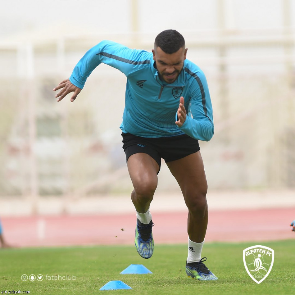 الفتح يتدرب.. ويغادر إلى القصيم