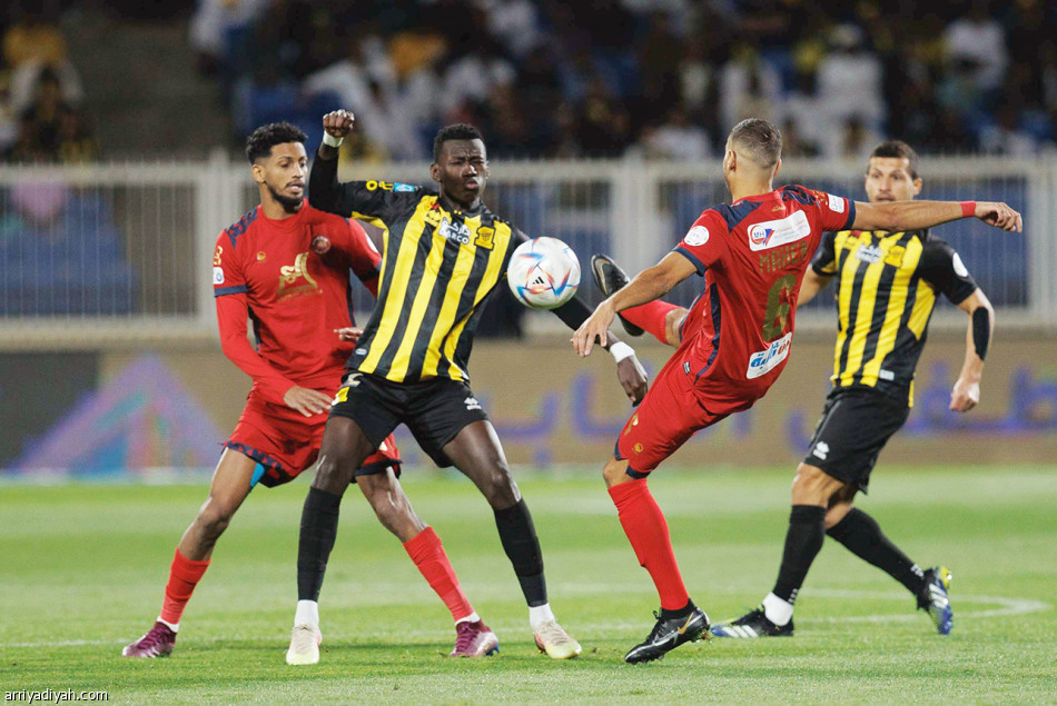 3 مواسم..
سيناريو الاتحاد وضمك.. ثابت