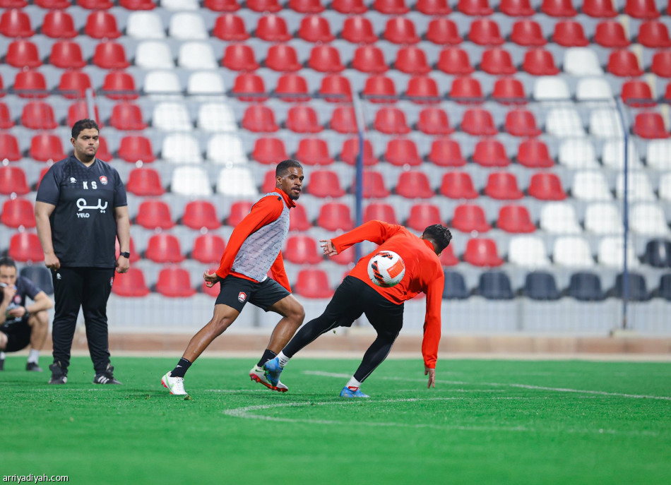 الرائد يفقد البركاوي أمام الهلال