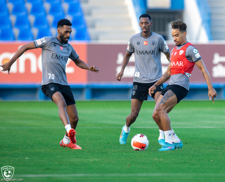 كنو يظهر في تدريبات الهلال
