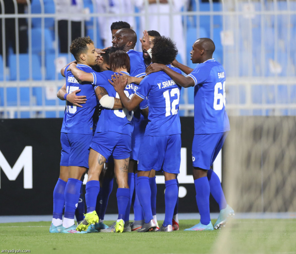 الهلال يبدأ  حملته الآسيوية بثنائية الشارقة