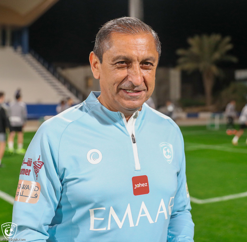 بالنهائي الثاني..
رازوفيتش ودياز يعادلان 3 مدربين
