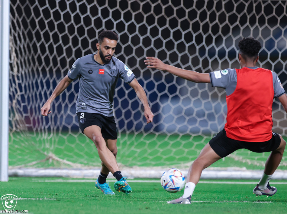الهلال.. الفرج والشهراني يقتربان من العودة