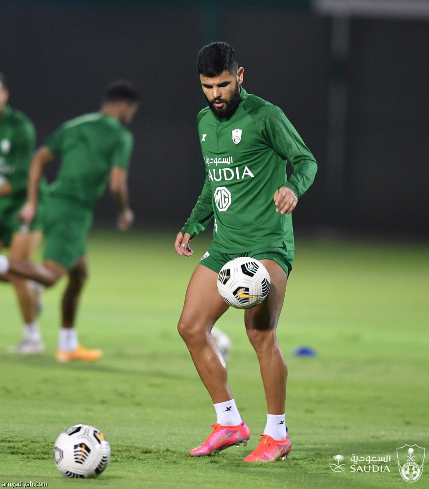 الأهلي يستعيد ساريتش