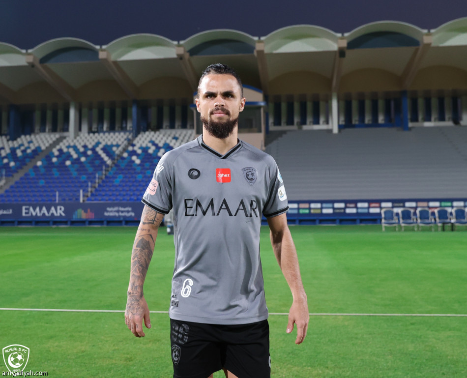 الهلال يتأهب بحصة تكتيكية ومناورة