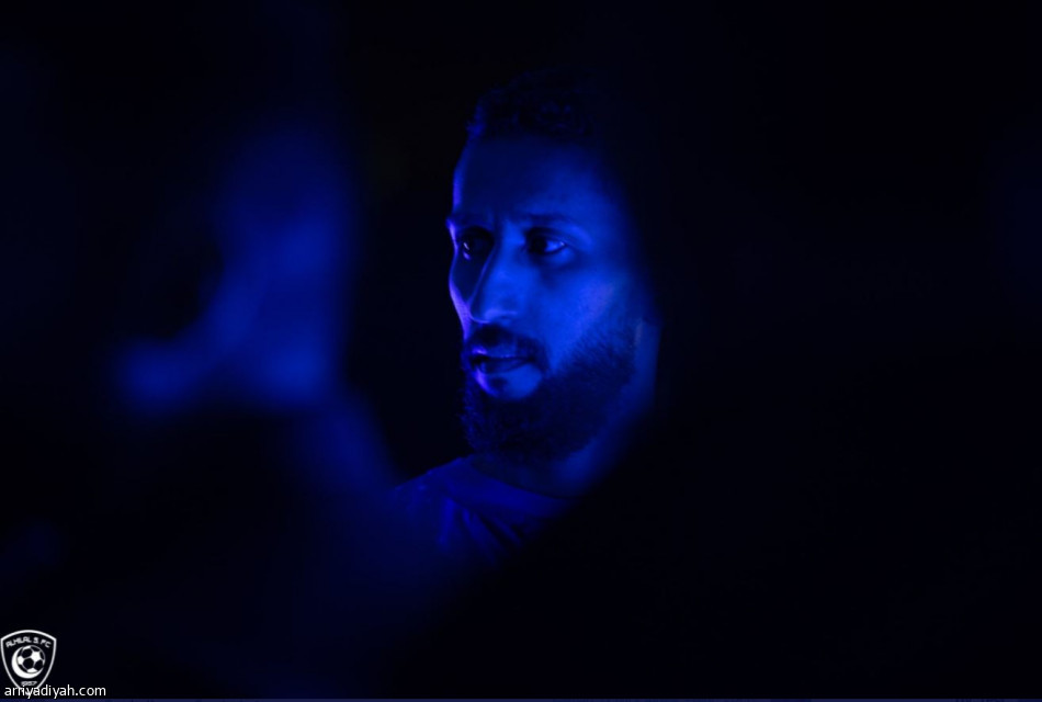 الفرج.. قائدا للهلال إلى 2025