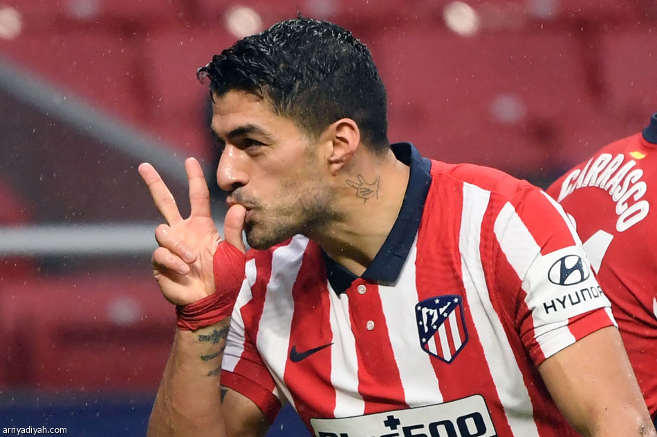 سواريز يعزز صدارة أتلتيكو مدريد