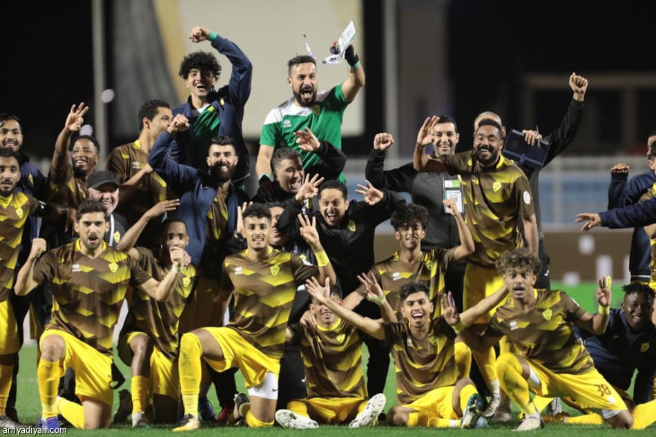 دوري الأولى: القادسية يسقط على أرضه.. وأحد يعود بنقاط الجبلين