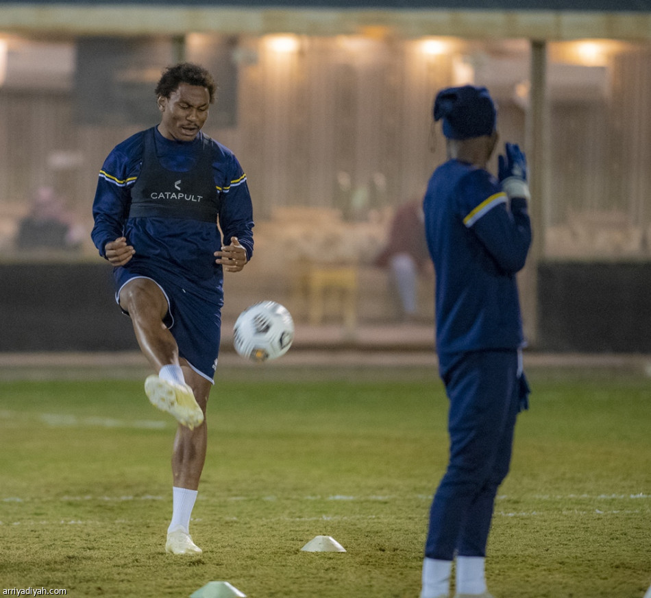 إصابة جديدة تغيب ساندرو مانويل 4 أسابيع
