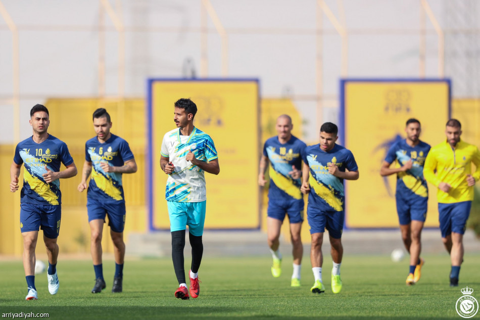 هورفات يبعد مايكون والصليهم