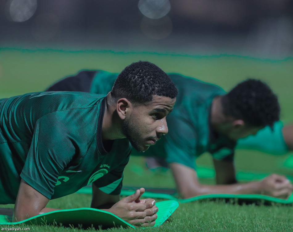 أخضر الشباب يبدأ مهمة التأهل الآسيوي