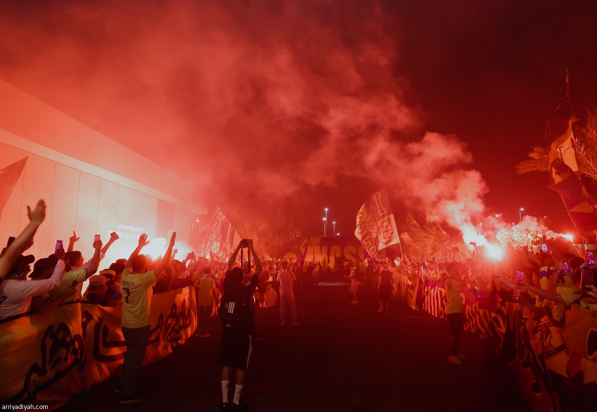 النصر.. تدريب واحتفاء جماهيري