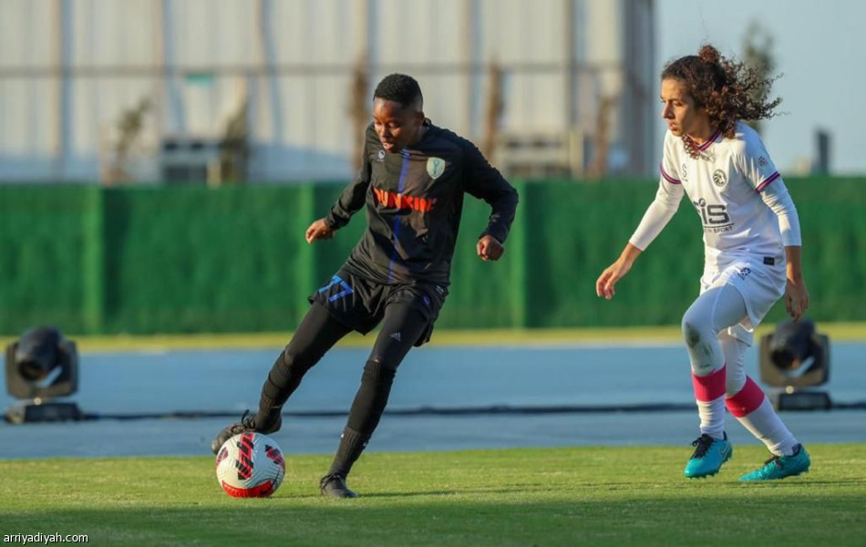 الأهلي والشباب يستحوذان على سيدات «مراس» و«العاصفة»