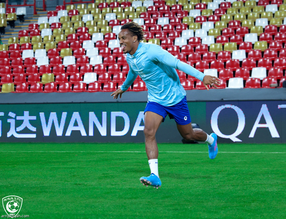 الهلال.. الإصابة تعاود الدوسري قبل المونديال