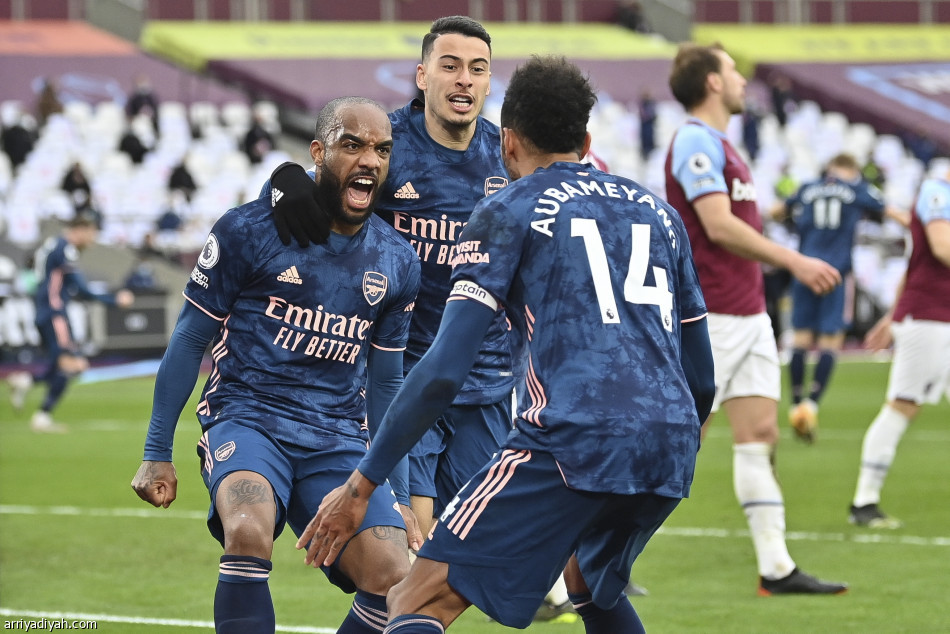 أرسنال يفرض التعادل على وست هام