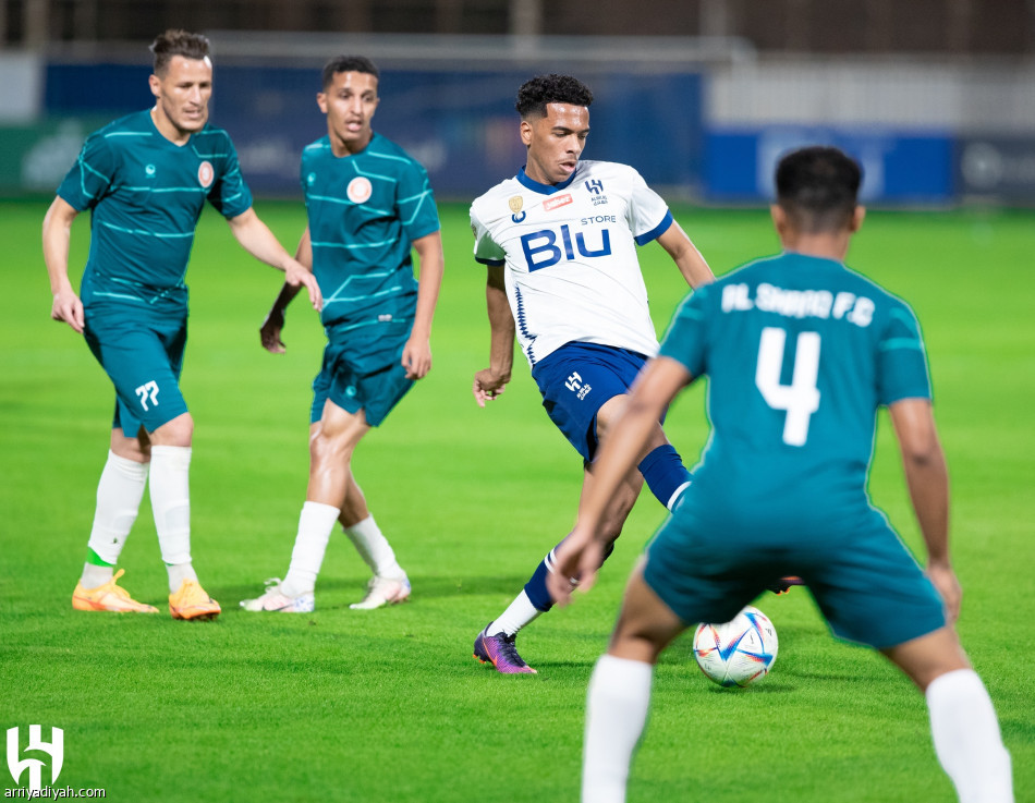 الهلال يكسب تجربة الشرق