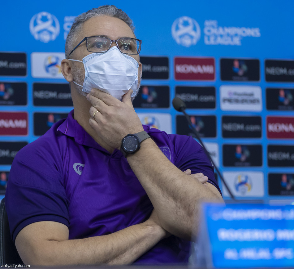 ميكالي: انتظروا الهلال غدا.. وما حدث لن يتكرر