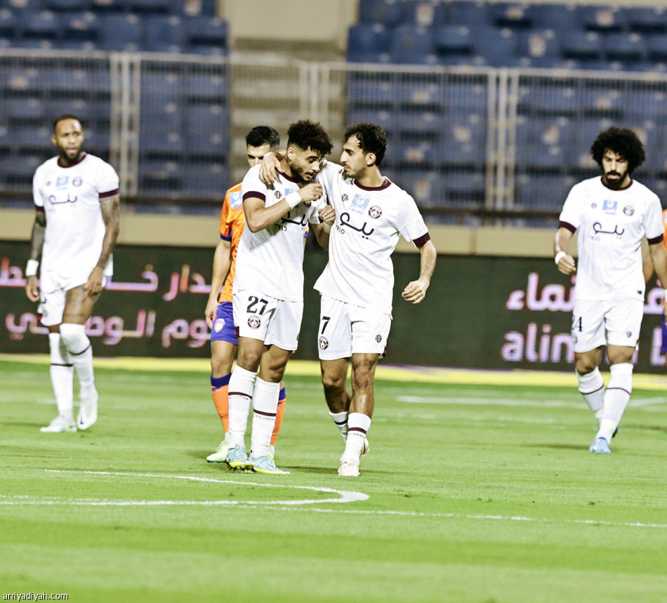 أمام الفيحاء.. 
العدالة.. ضربة مزدوجة