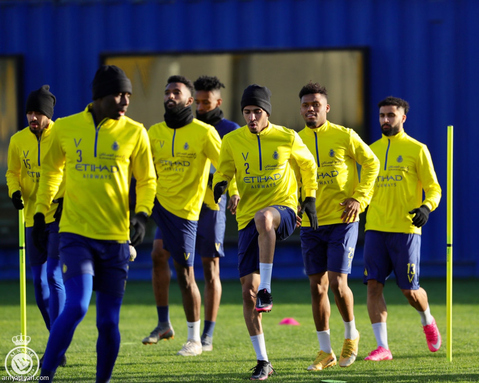 هورفات يُبعد بيتي عن الاتحاد