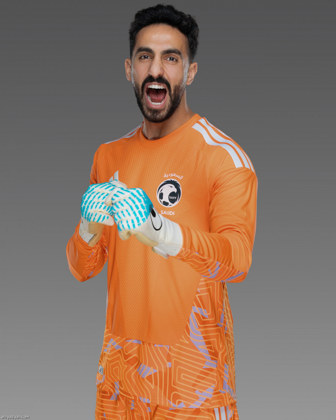 الأخضر.. قميص جديد