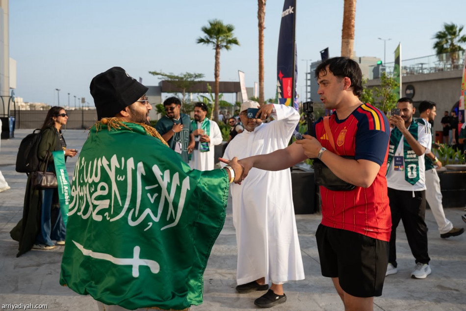 «عيش المونديال» تجذب 10 آلاف مشجع