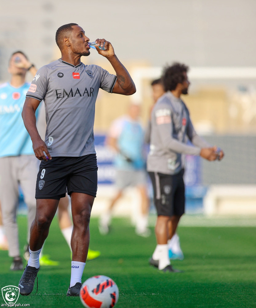 في بريدة 
الهلال يقهر الرائد 11 مرة