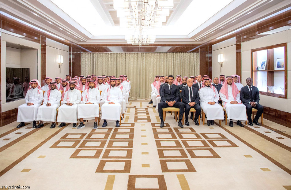 ولي العهد: 
مجموعتكم صعبة والدعوات معكم