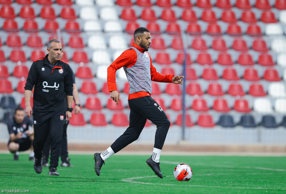 الرائد يفقد البركاوي أمام الهلال