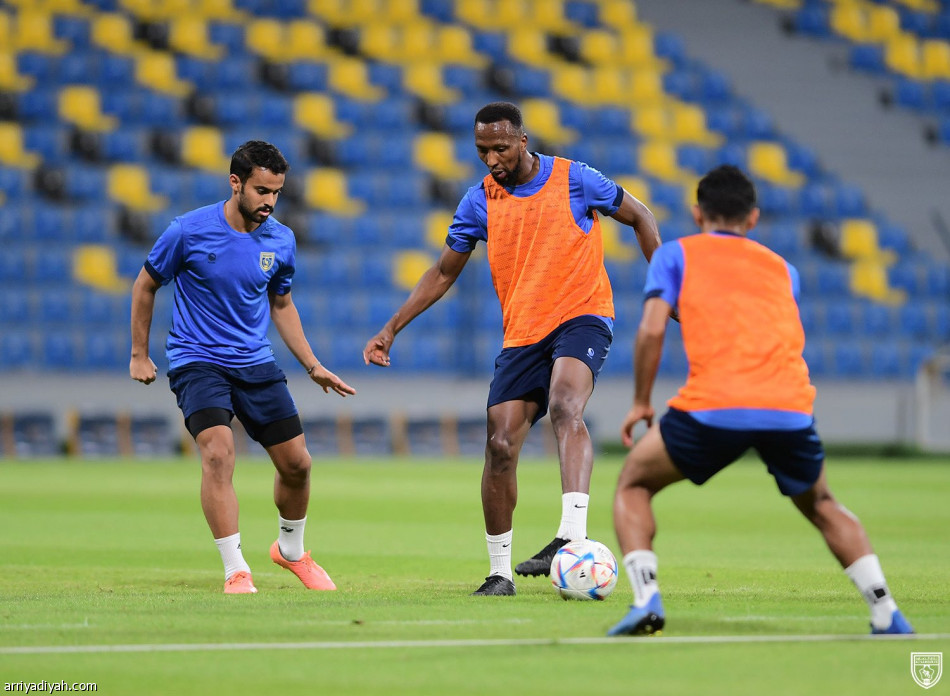 التعاون يفتح ملف النصر