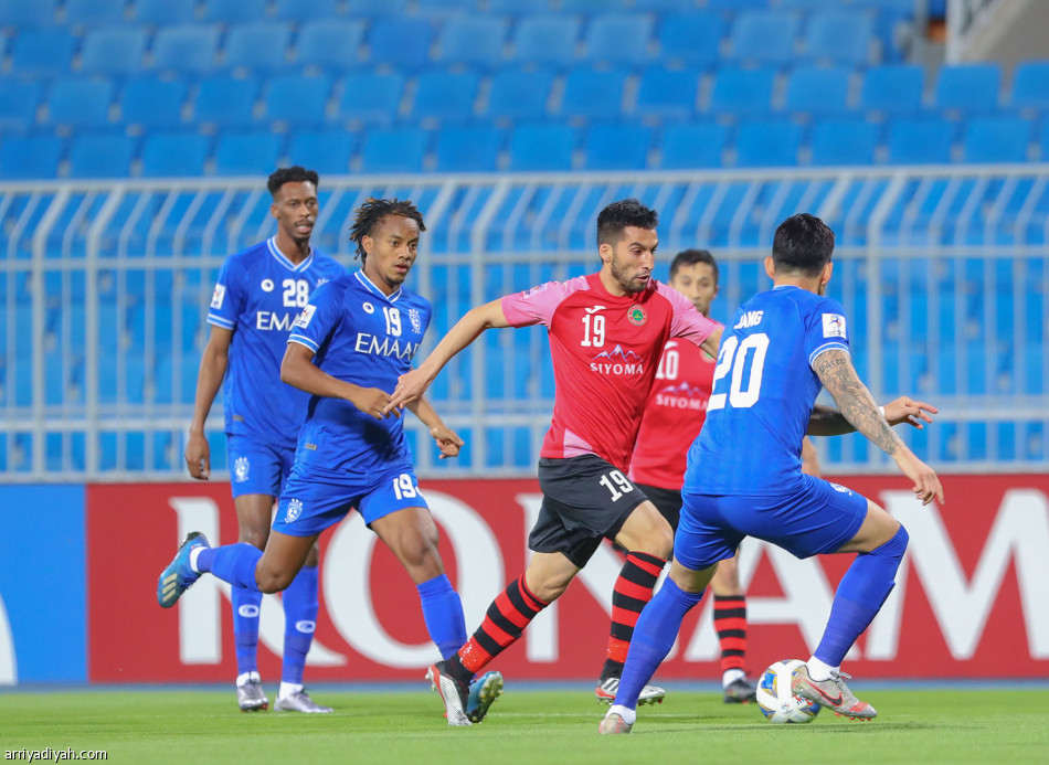 الطاجيكي يجتاح الهلال في 14 دقيقة
