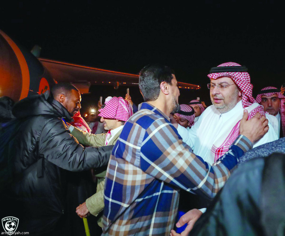 30 دقيقة.. 
استقبال الأبطال في المطار