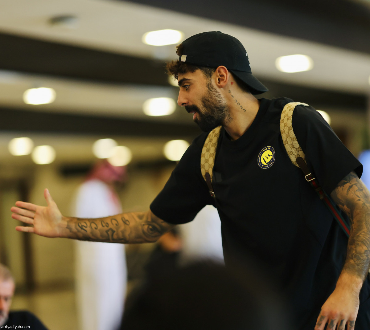 مغادرة النصر